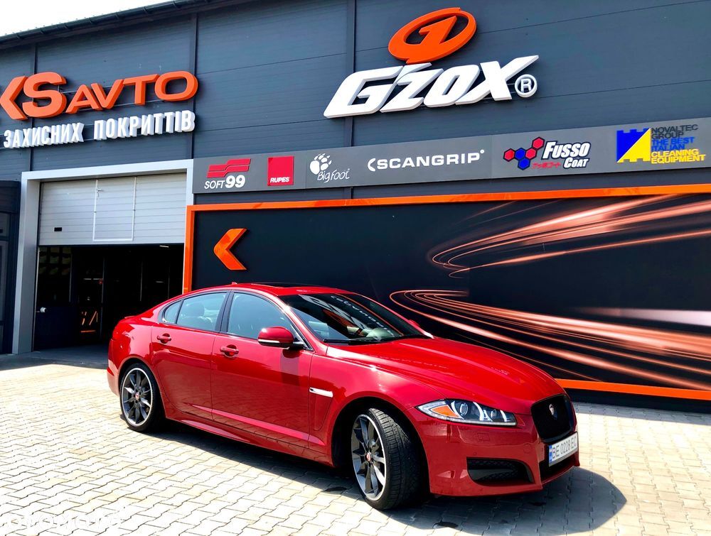 Jaguar XF