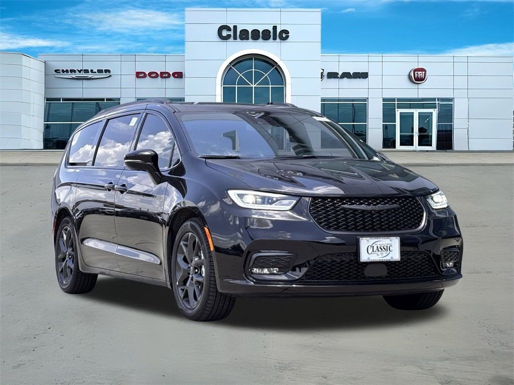2025 CHRYSLER Pacifica