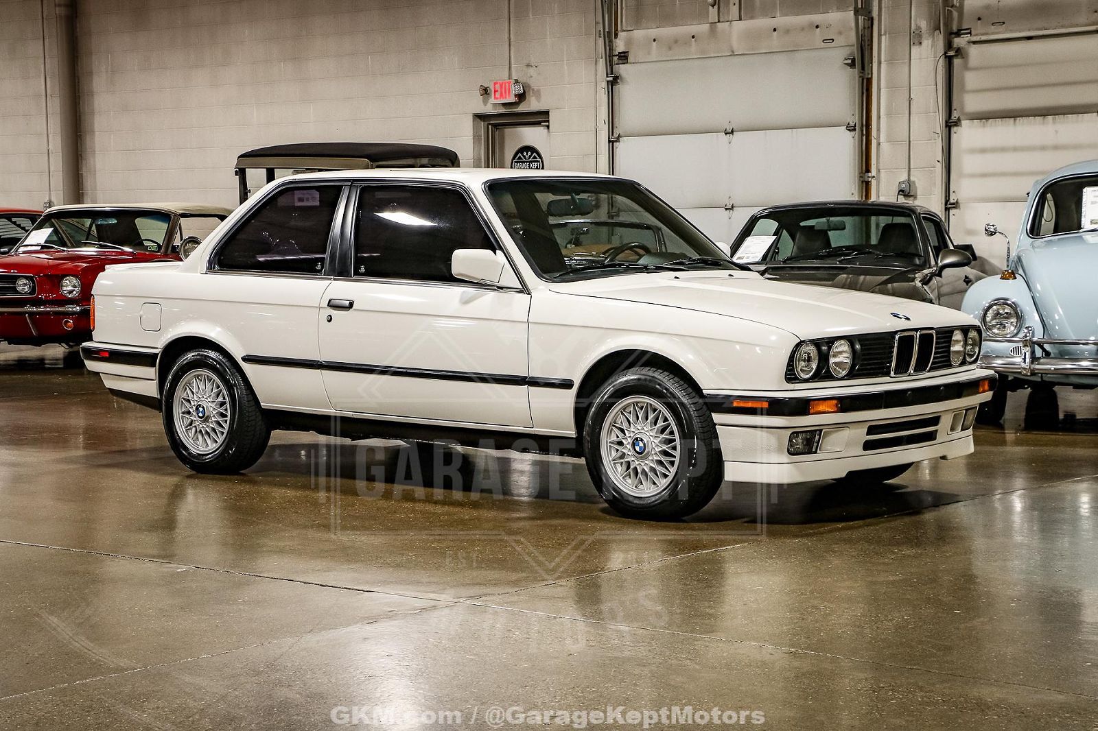 BMW 325iS
