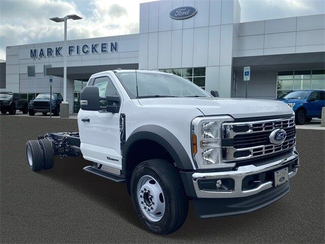 2025 FORD F-600