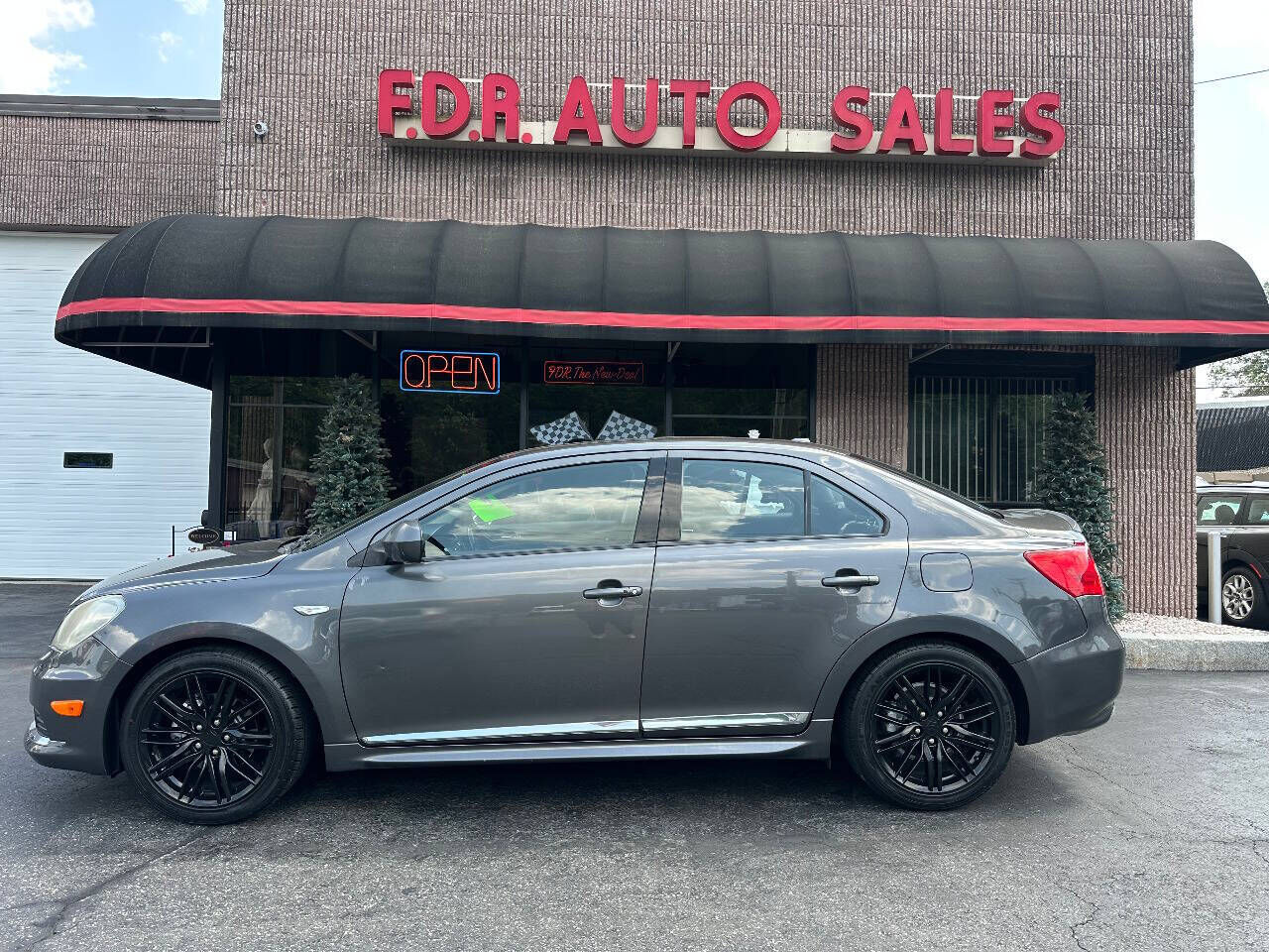 Suzuki Kizashi