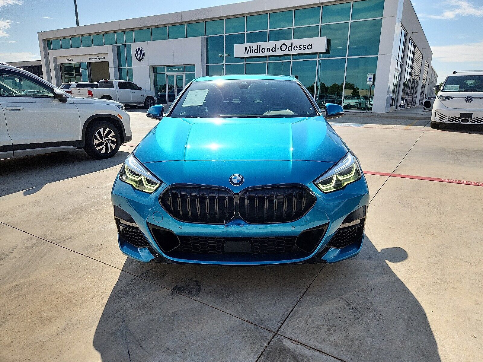2023 BMW 228i