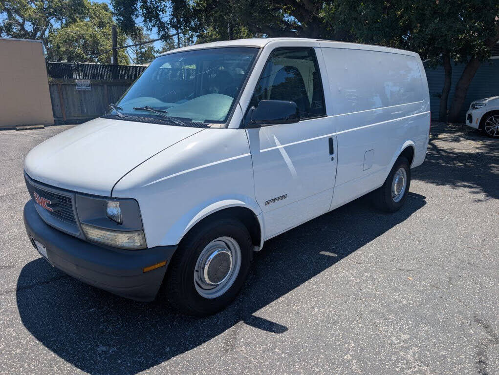GMC Safari