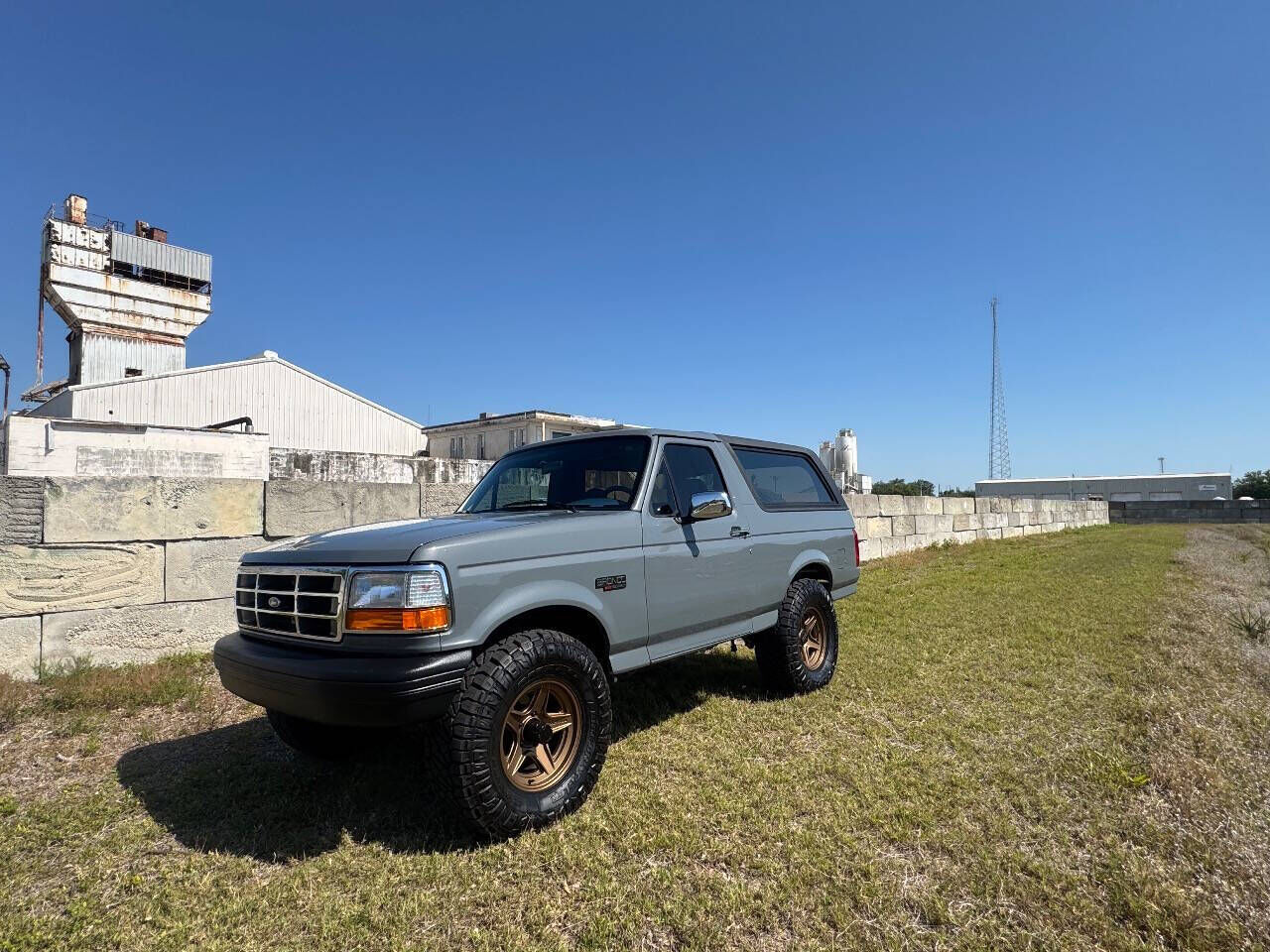 Ford Bronco