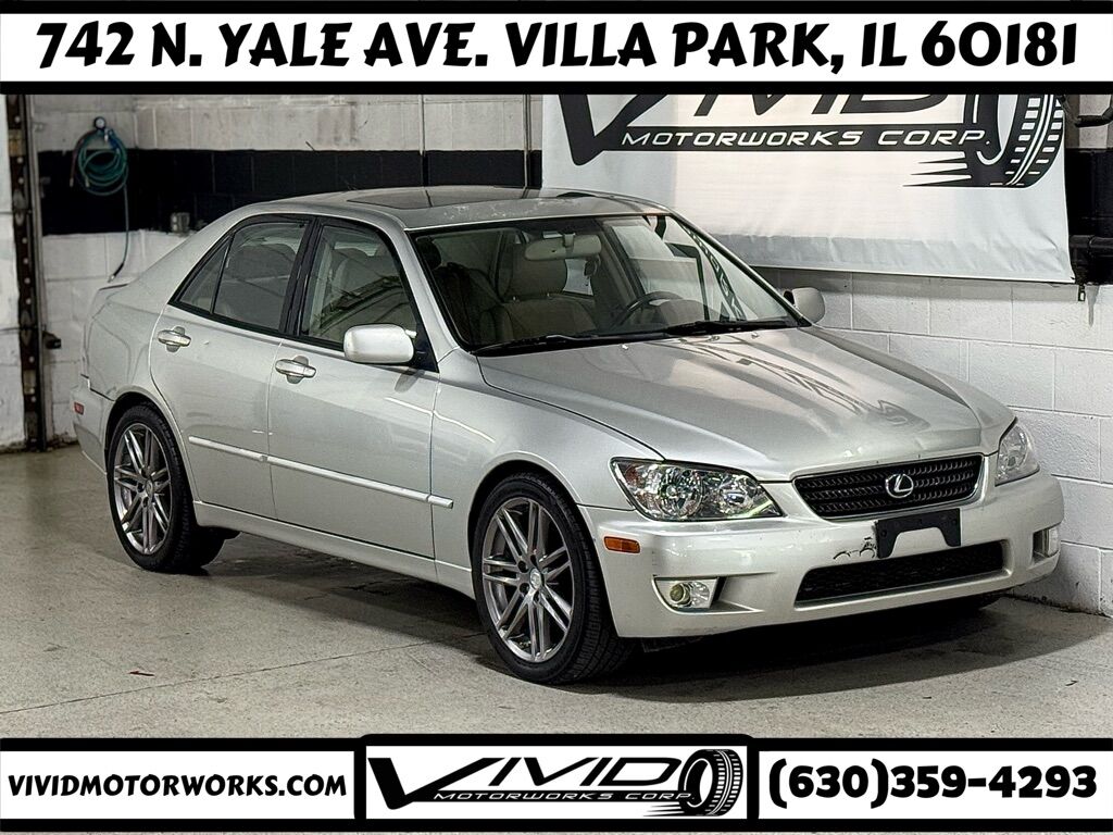 Lexus IS