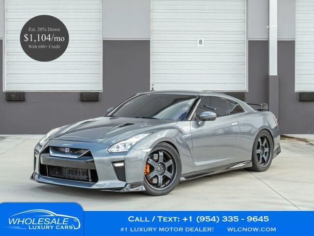 Nissan GT-R