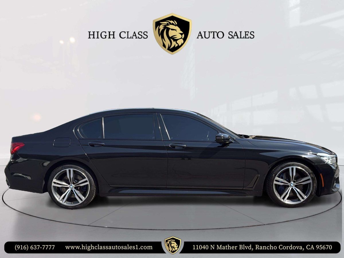 2018 BMW 740i