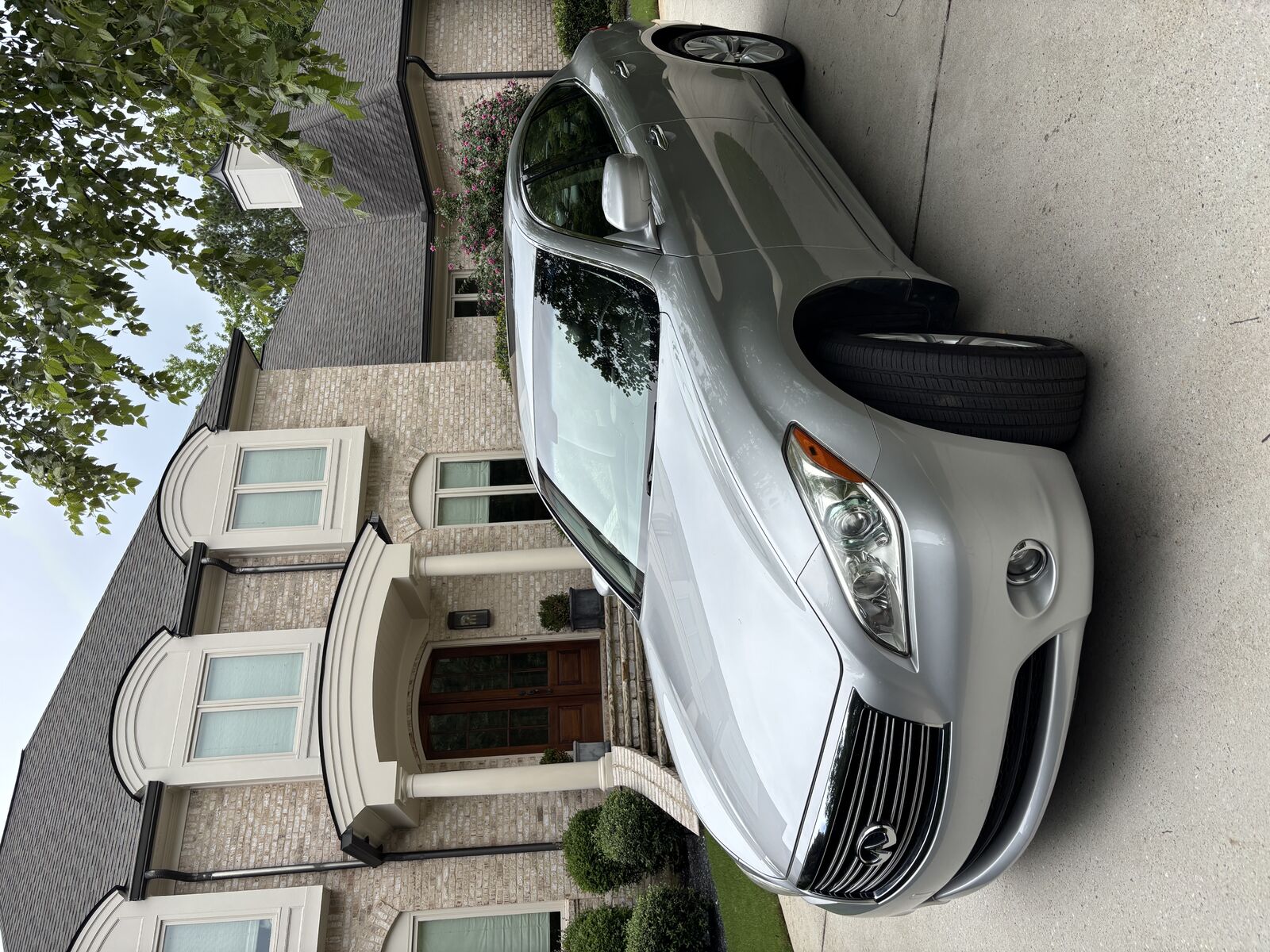 Infiniti M37