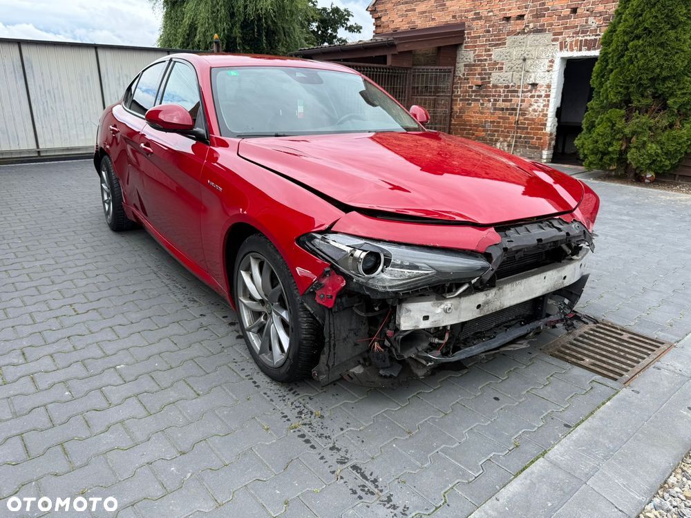 Alfa Romeo Giulia (952)
