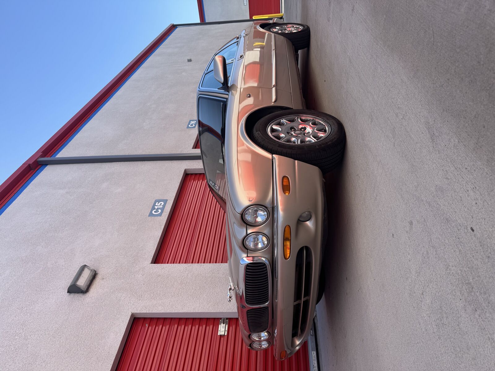 Jaguar XJ8