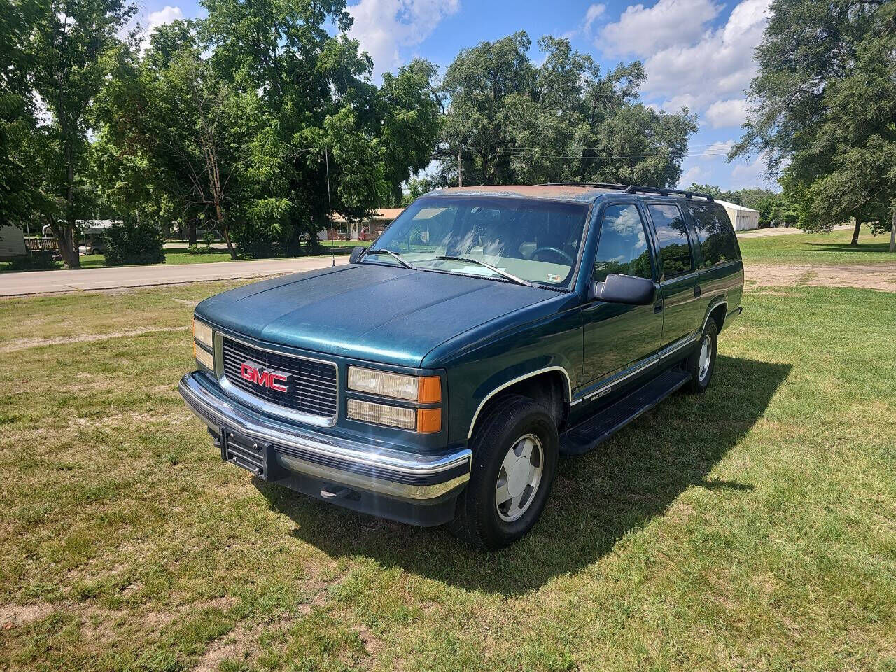 GMC Suburban