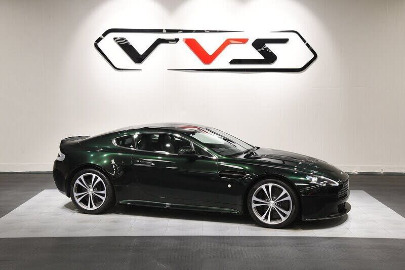 Aston Martin V12 Vantage