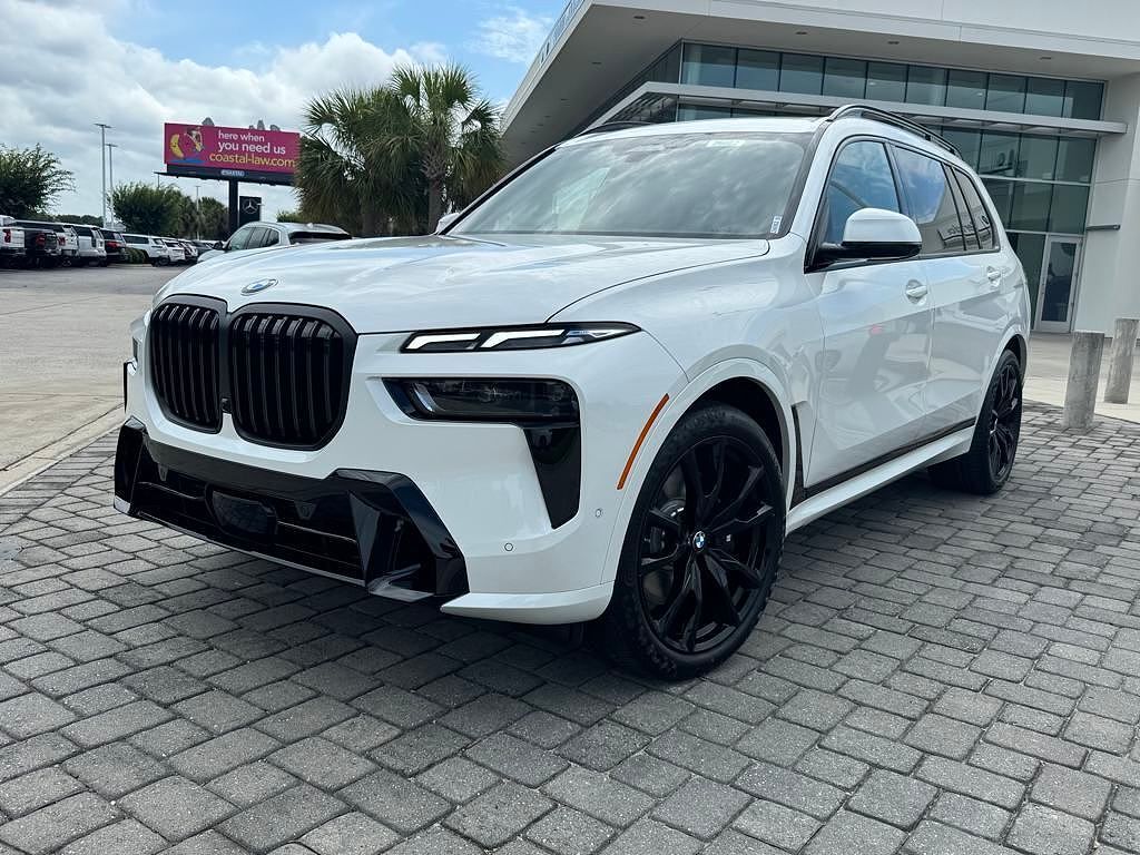 2026 BMW X7