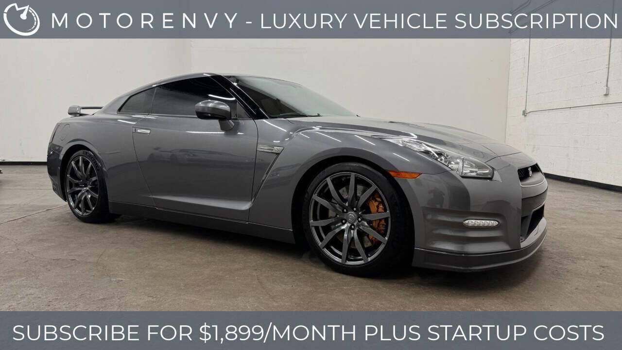 Nissan GT-R