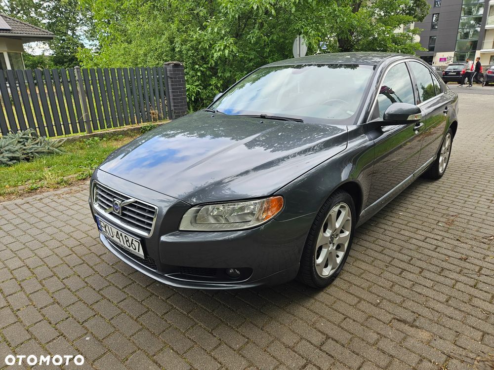 Volvo S80