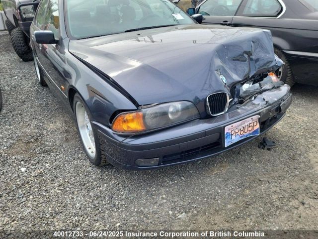 BMW 528i