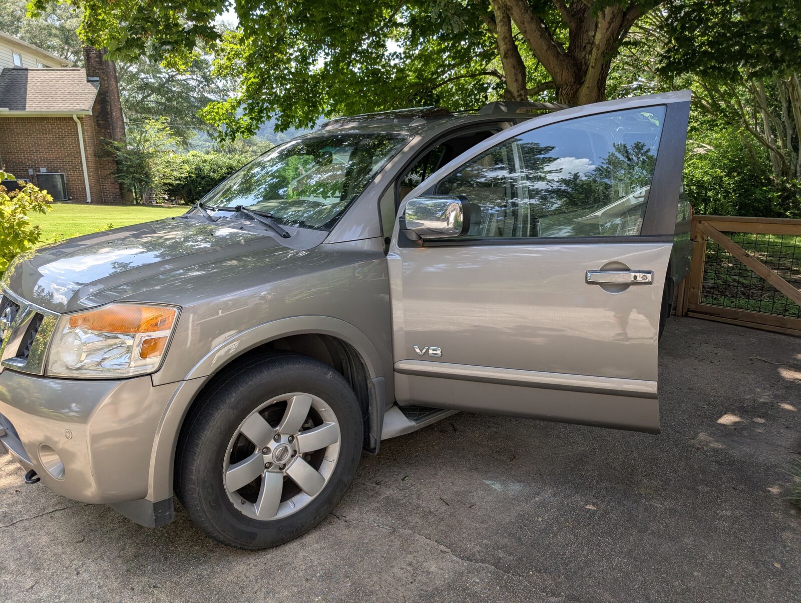 Nissan Armada