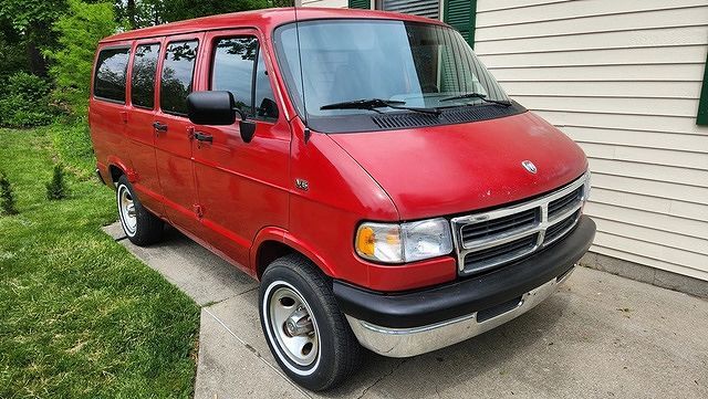 Dodge Ram Wagon
