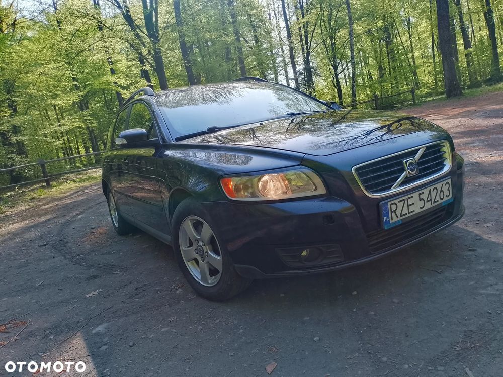 Volvo V50