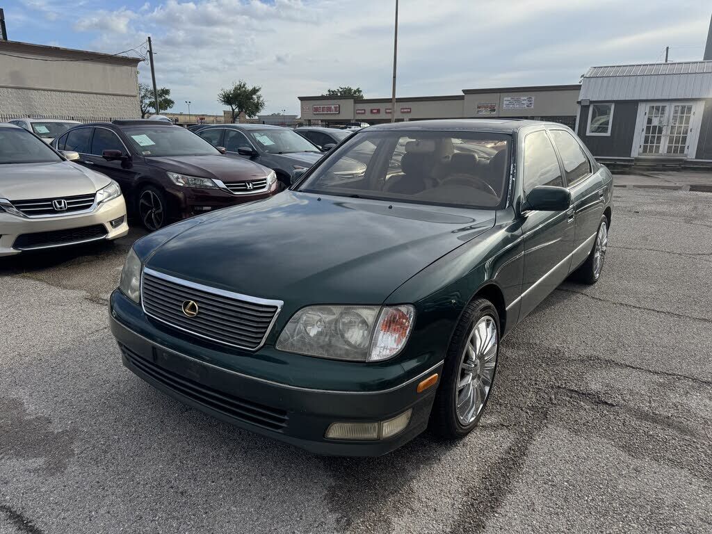 Lexus LS