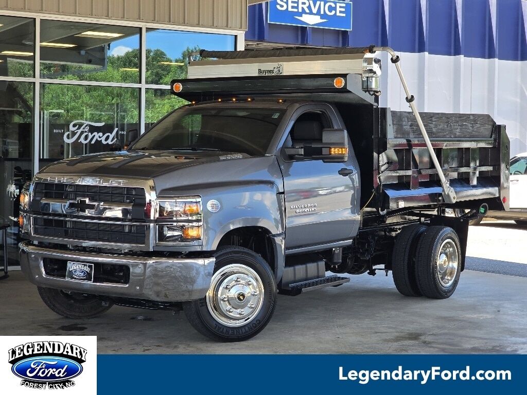 2022 GMC Silverado Medium Duty