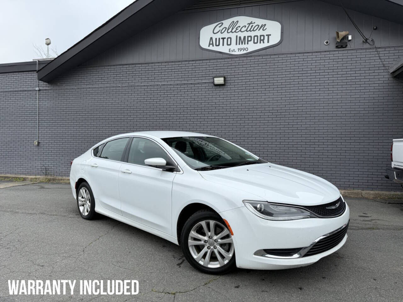 Chrysler 200