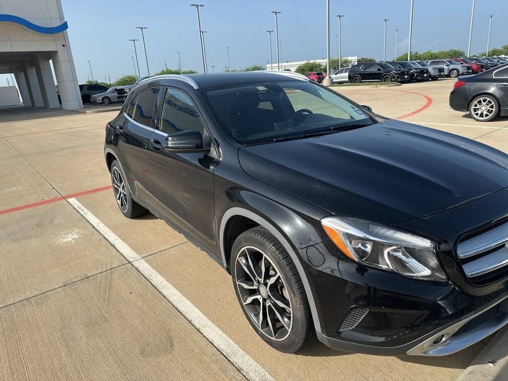Mercedes-Benz GLA-Class