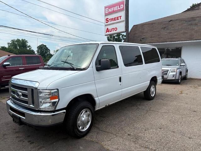 2013 FORD E-350