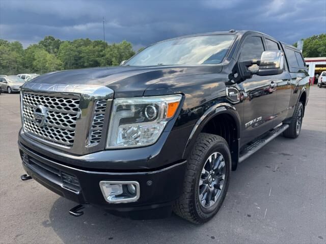 Nissan Titan