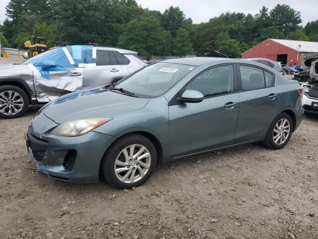 2012 MAZDA Mazda3