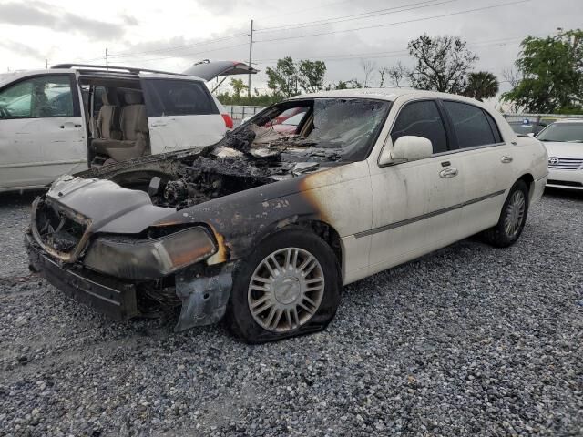 Lincoln Town Car