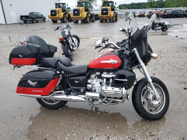 Honda GL1500CF (VALKYRIE INTERSTATE)