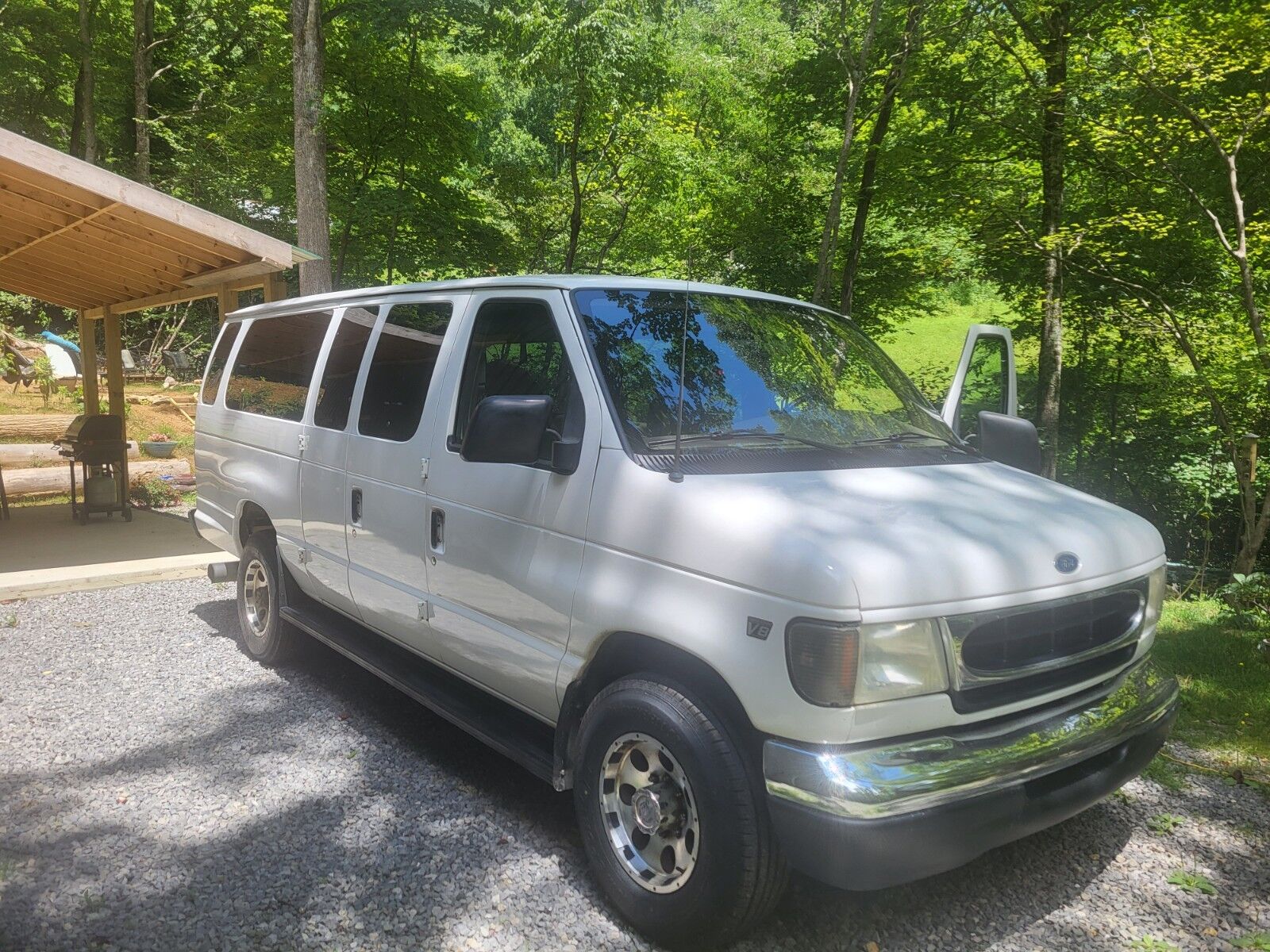 Ford E-350