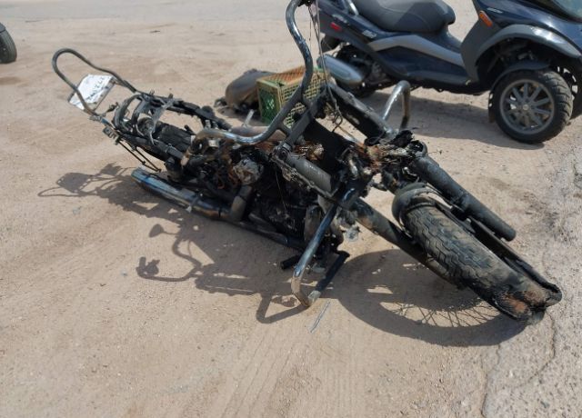Honda VT750 (Shadow Aero)