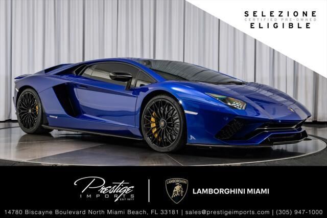 LAMBORGHINI