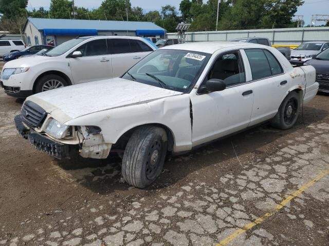 Ford Crown Victoria