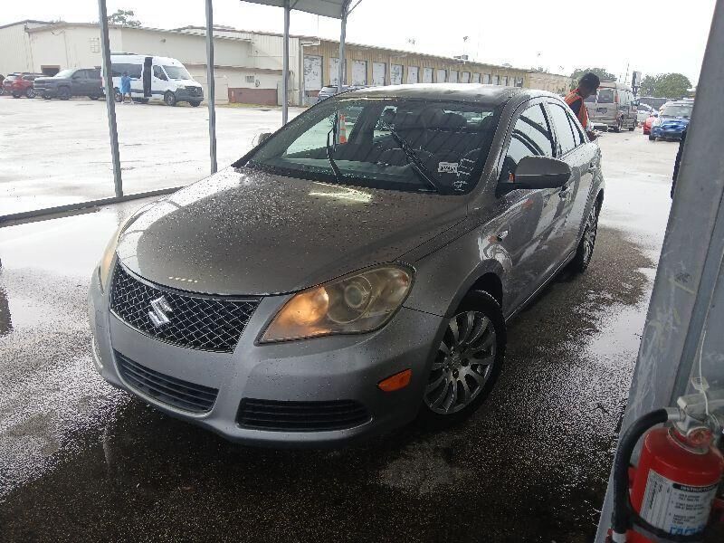 Suzuki Kizashi