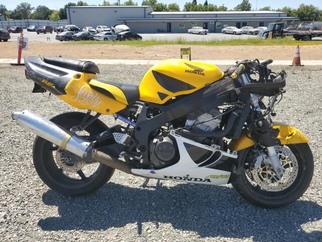 Honda CBR900