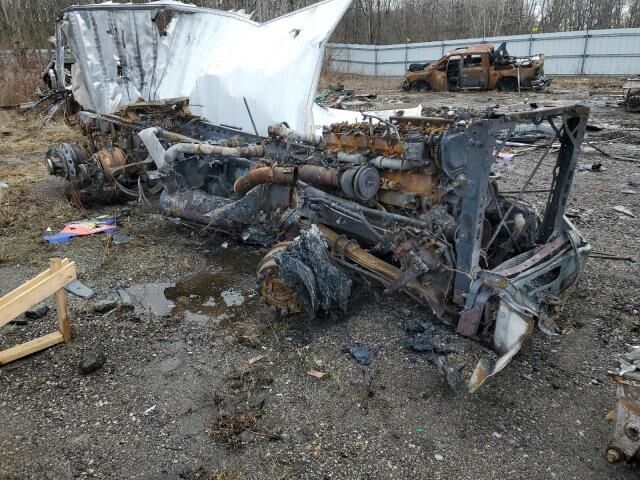 2013 KENWORTH T8 Series