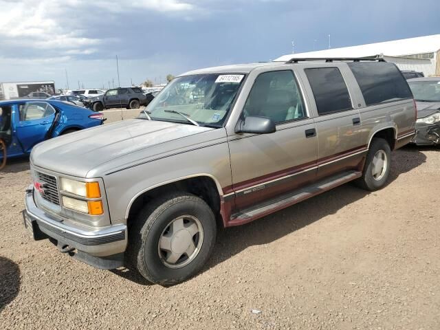 GMC Suburban