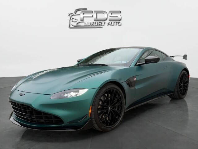 2022 ASTON MARTIN Vantage