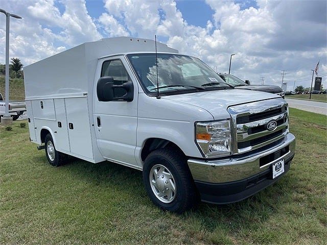 2026 FORD E-350