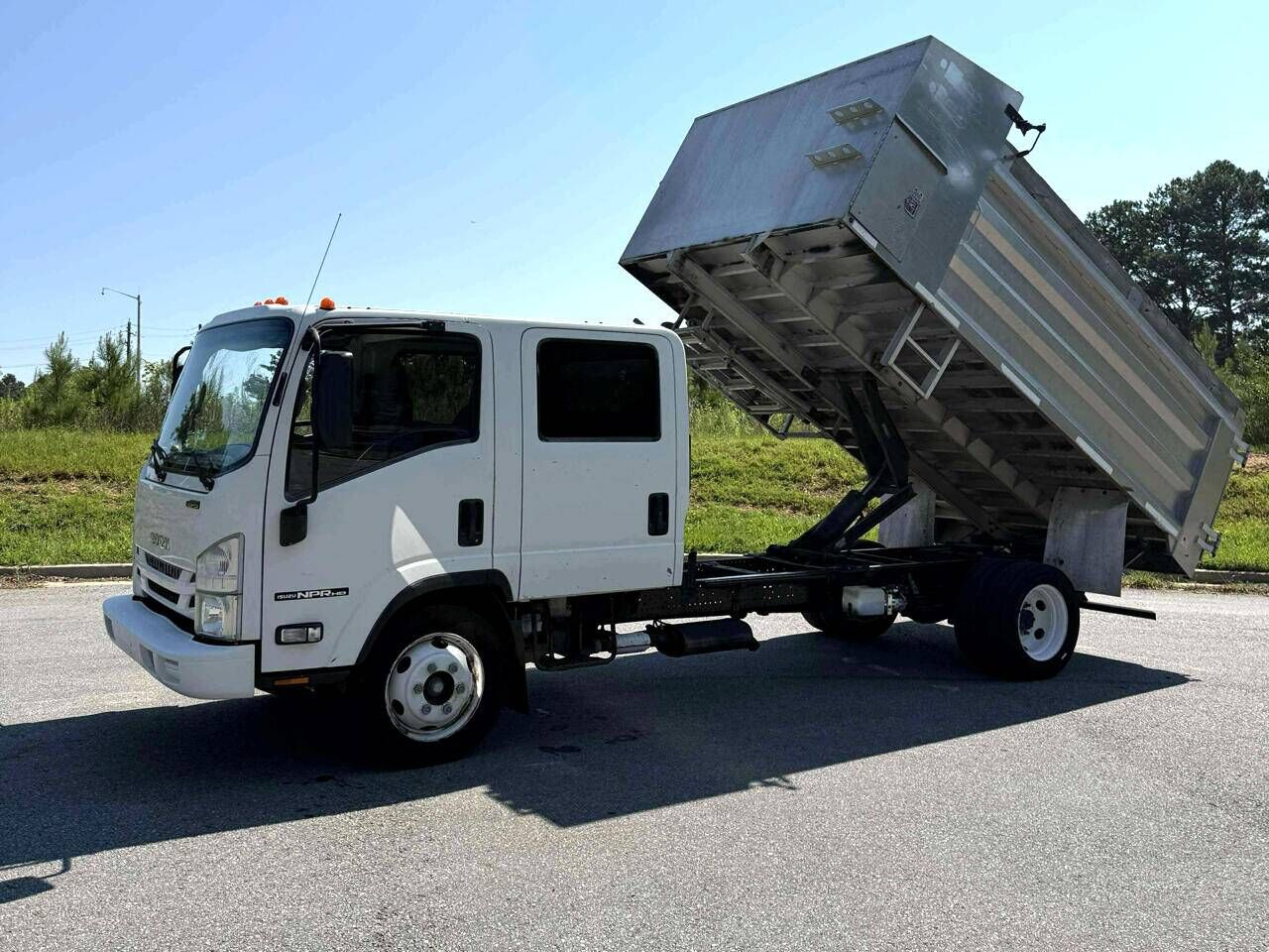 Isuzu NPR/NPR-HD