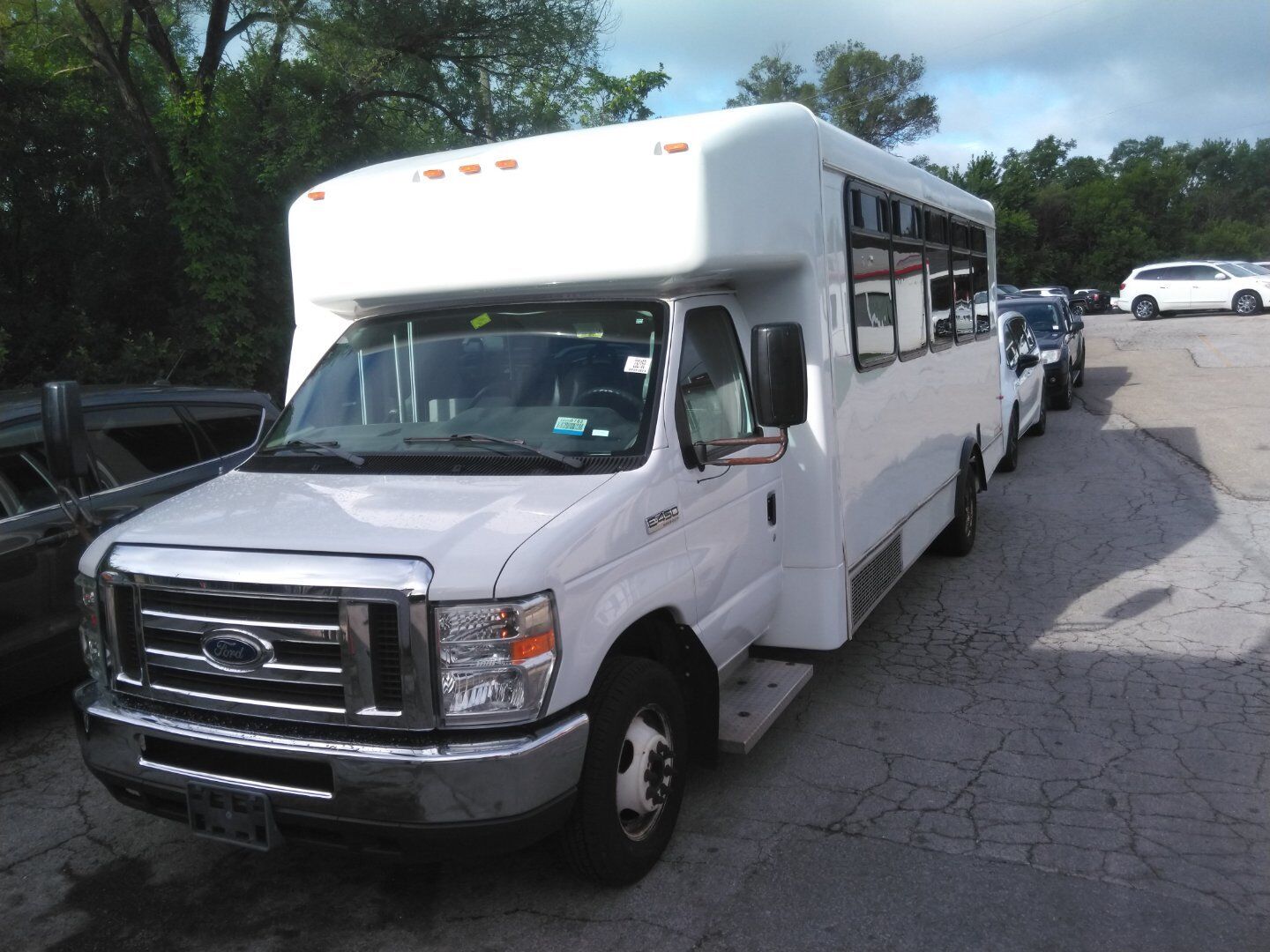 Ford E-450