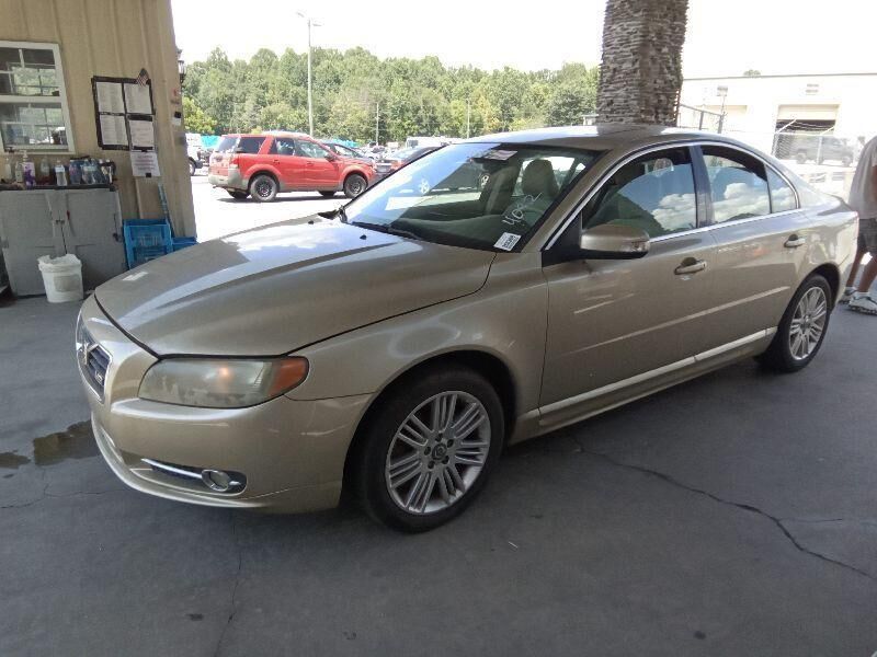Volvo S80