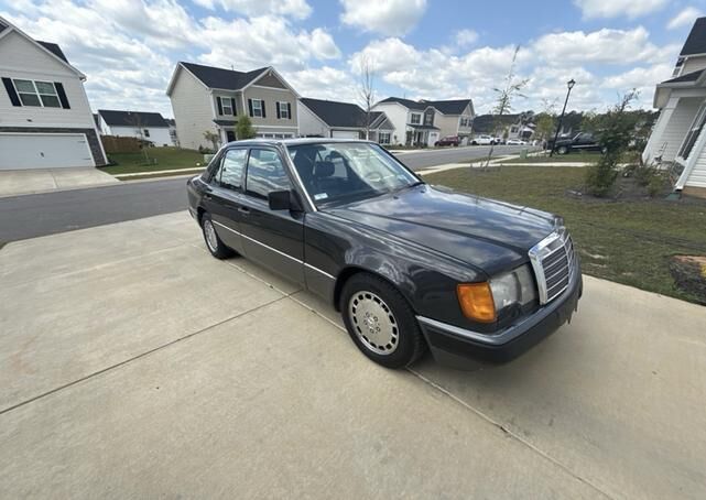 Mercedes-Benz 300
