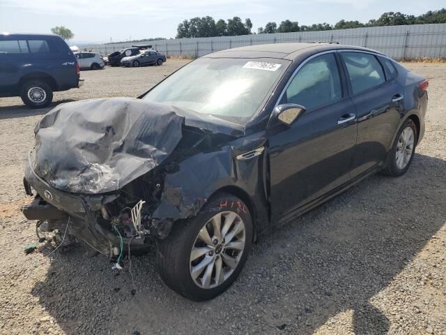2018 KIA Optima