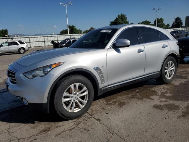 2016 INFINITI QX70