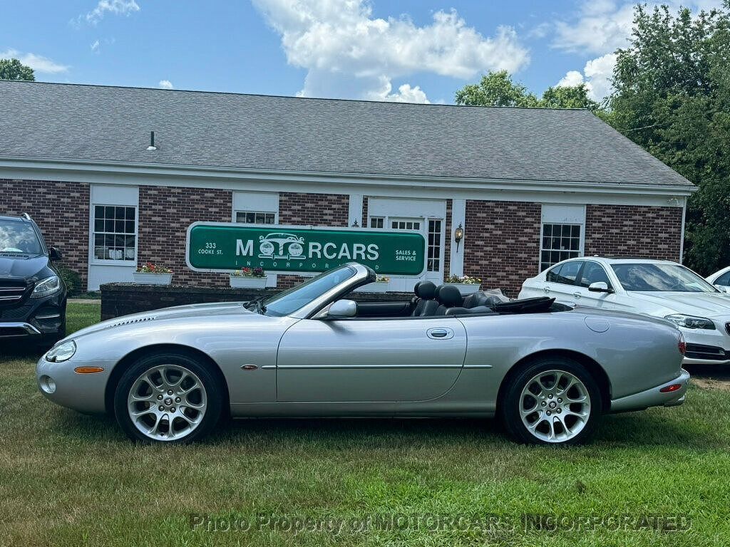 2001 JAGUAR XKR