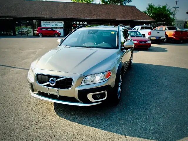 Volvo XC70